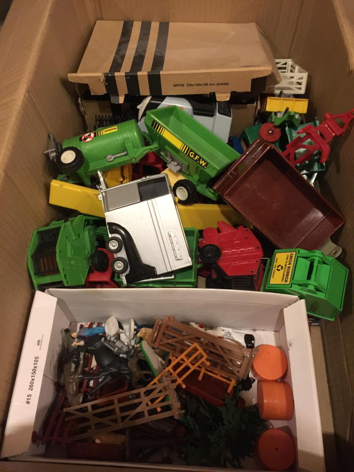 A BOX OF FARMYARD RELATED VEHICLES AND ANIMALS - Image 2 of 2
