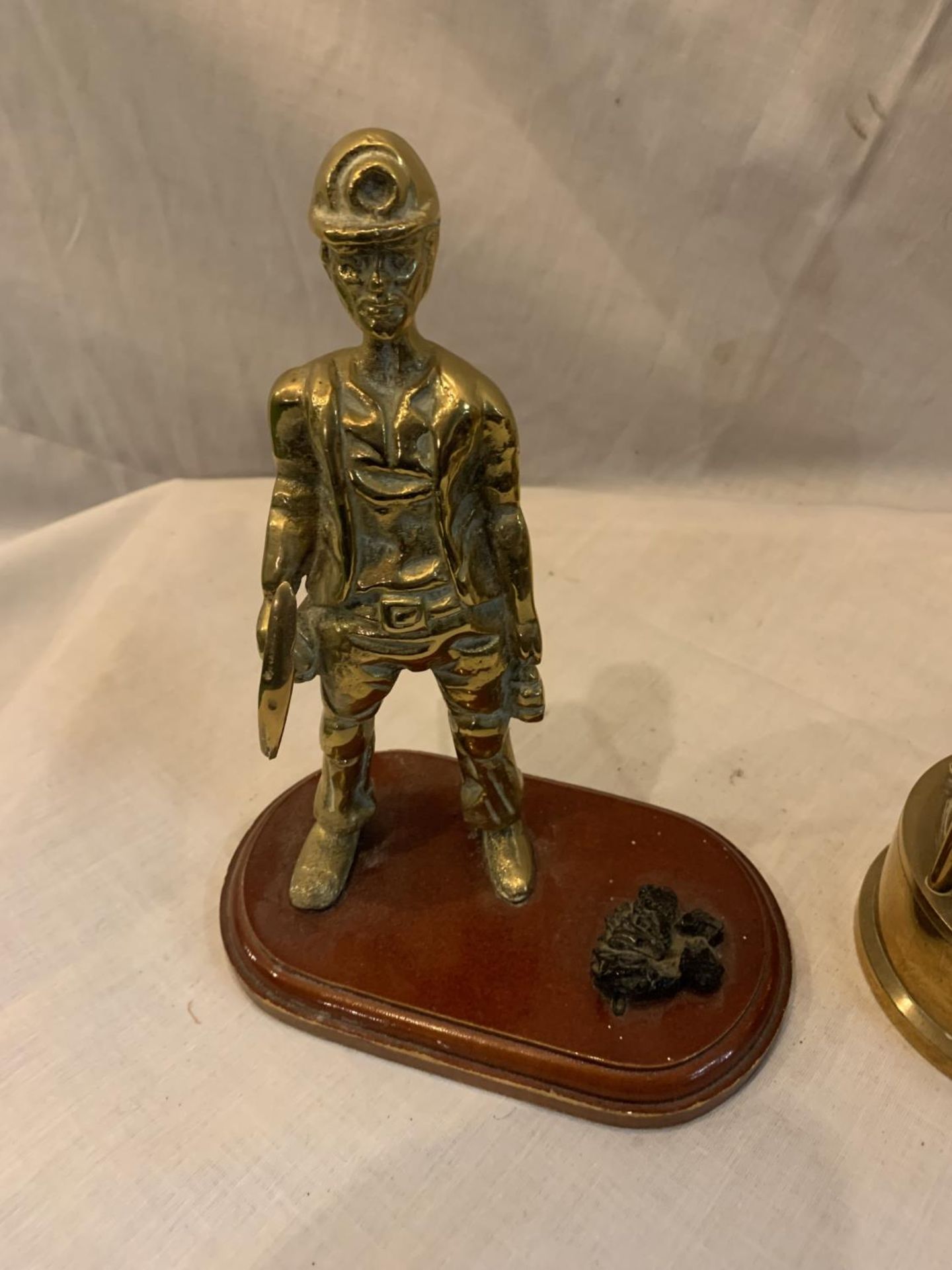 A HEAVY BRASS SAFETY LAMP AND A BRASS MINER WITH COAL ON A PLINTH - Image 2 of 3