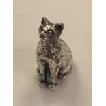 A MARKED SILVER MINIATURE SITTING CAT FIGURE