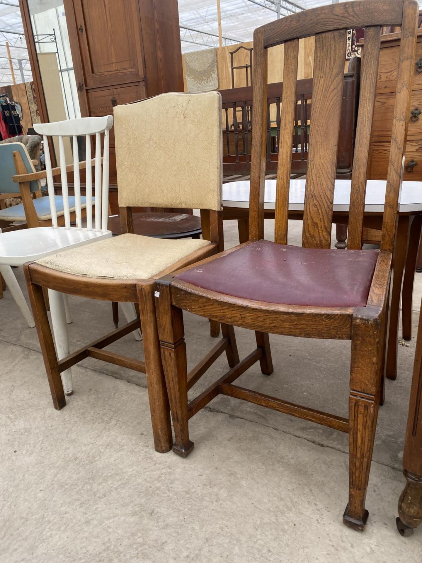FOUR VARIOUS DINING CHAIRS - Image 2 of 3