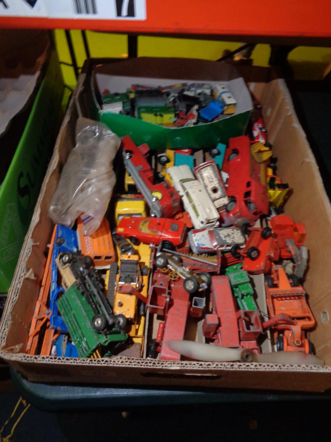 A LARGE BOX OF VINTAGE PLAYWORN DIECAST VEHICLES