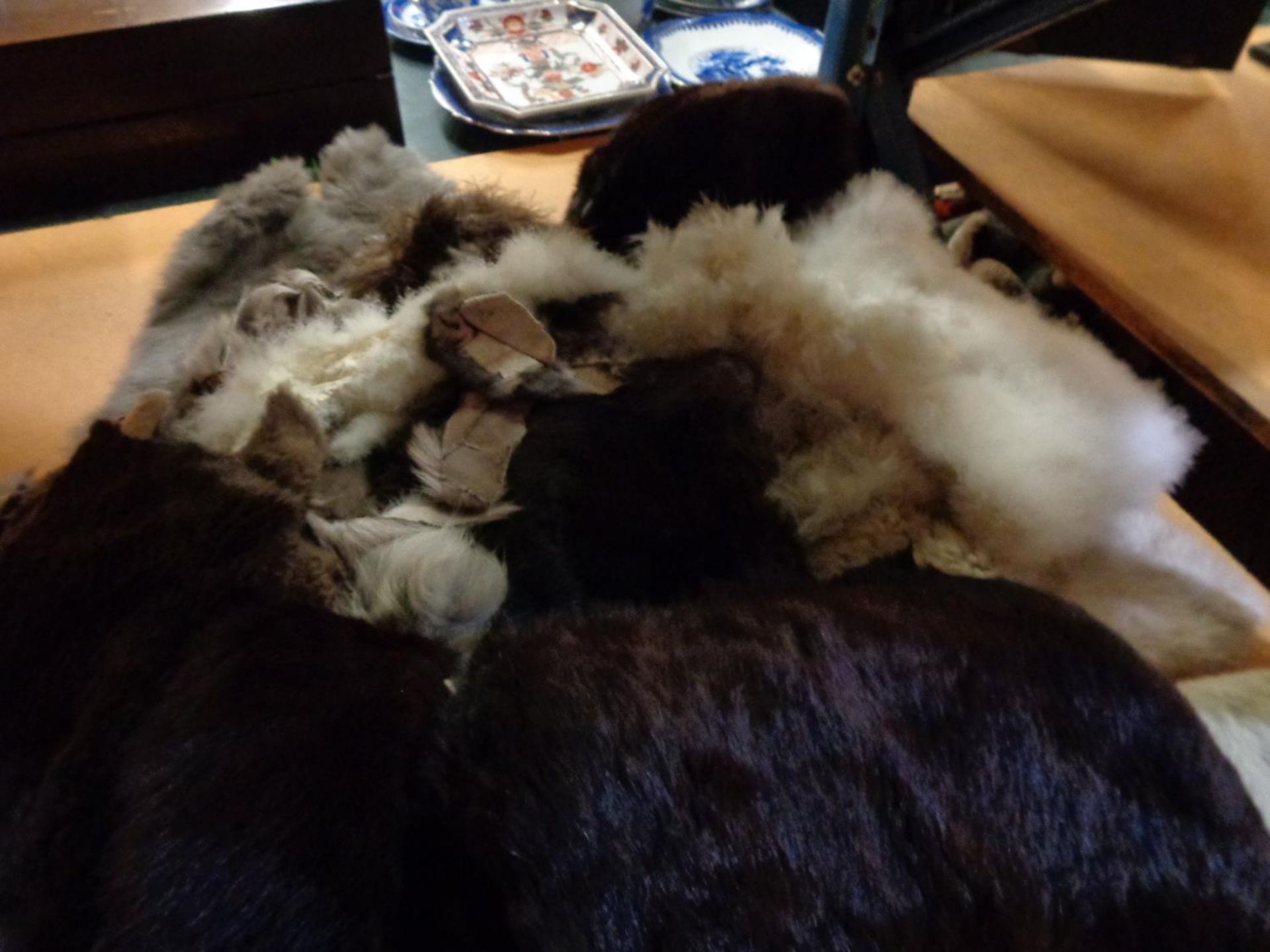 A NUMBER OF FUR ITEMS TO INCLUDE TWO HAND MUFFS - Image 2 of 2