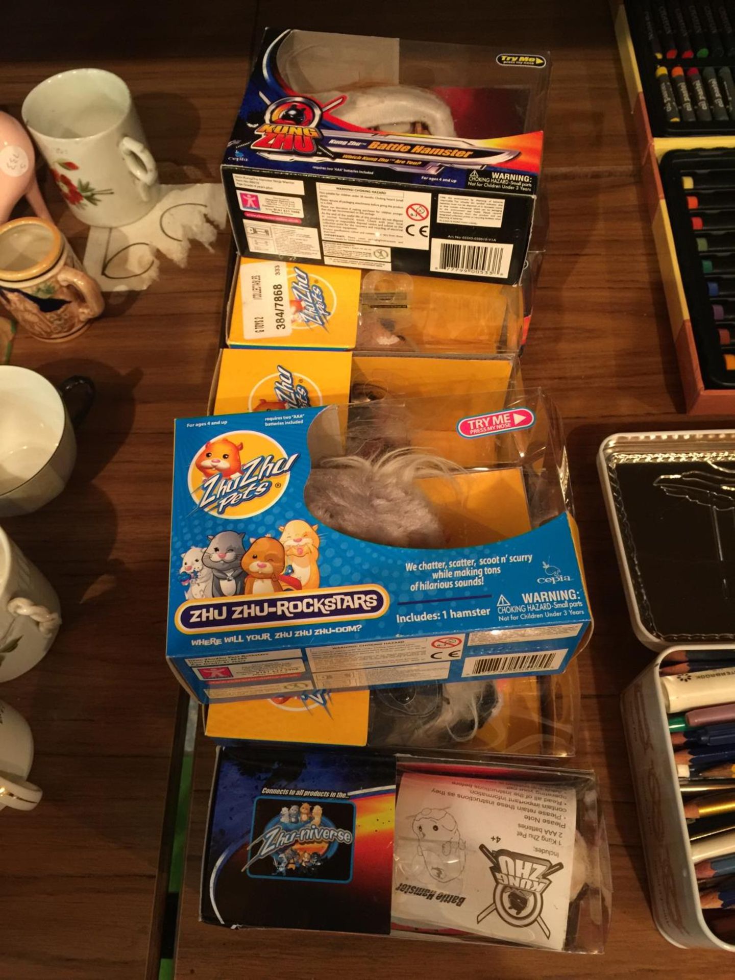 NINE BOXED KUNG ZHU BATTLE HAMSTERS