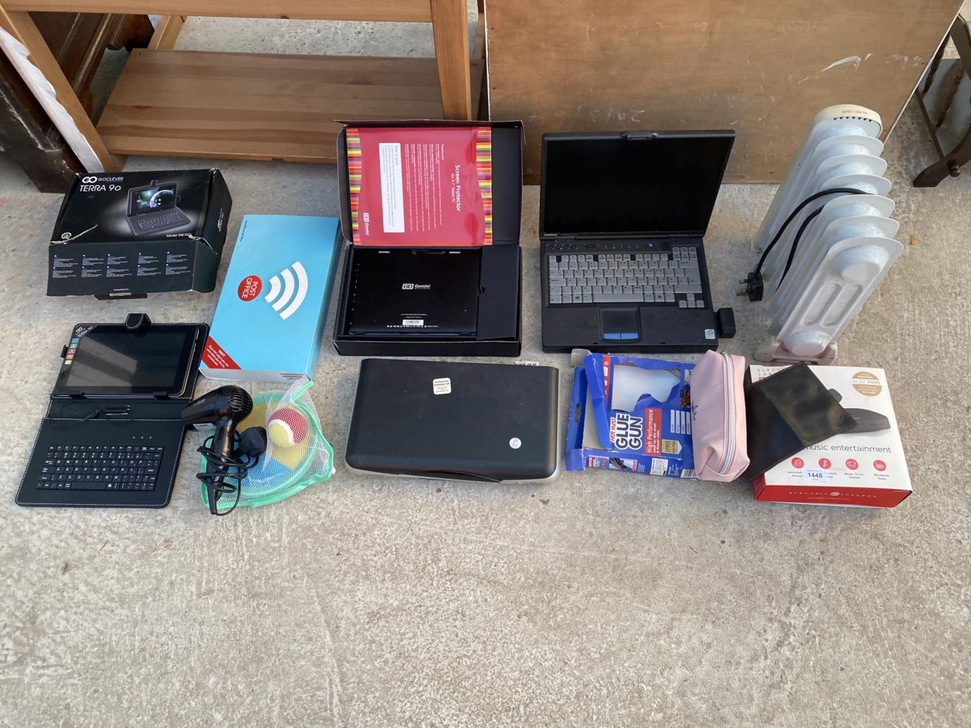 AN ASSORTMENT OF ITEMS TO INCLUDE A LAPTOP, A TERRA 90 TABLET AND A HEATER ETC