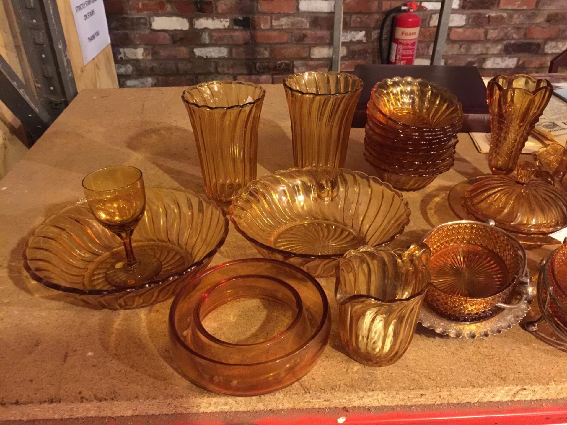 A QUANTITY OF AMBER COLOURED GLASSWARE TO INCLUDE, VASES, BOWLS, JUG, ETC - Image 2 of 3