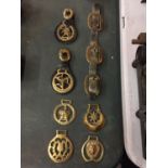 AN QUANTITY OF HORSE BRASSES
