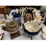 FOUR LARGE CERAMIC ITEMS TO INCLUDE A BLUE EMPRESS IRONSTONE JUG, A LIDDED URN, BLUE AND WHITE