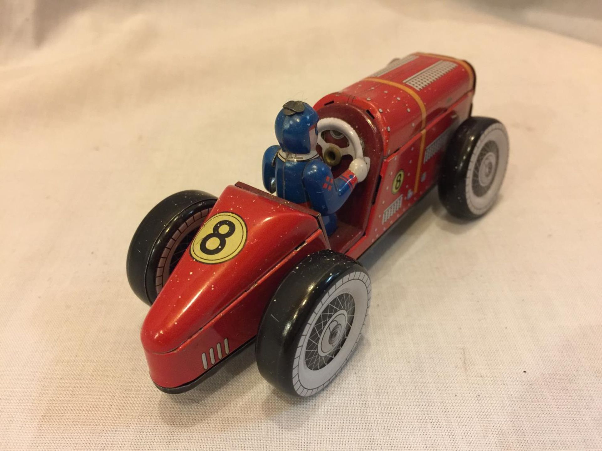 A TIN PLATE TOY CAR - Image 3 of 3