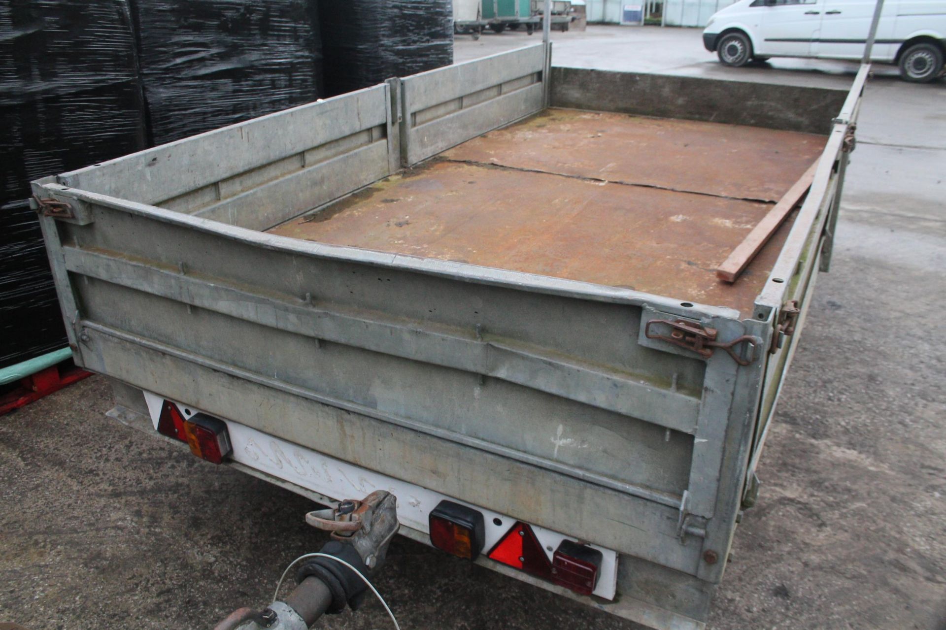 CONWAY TWIN AXLE FLAT TRAILER + VAT - Image 4 of 4