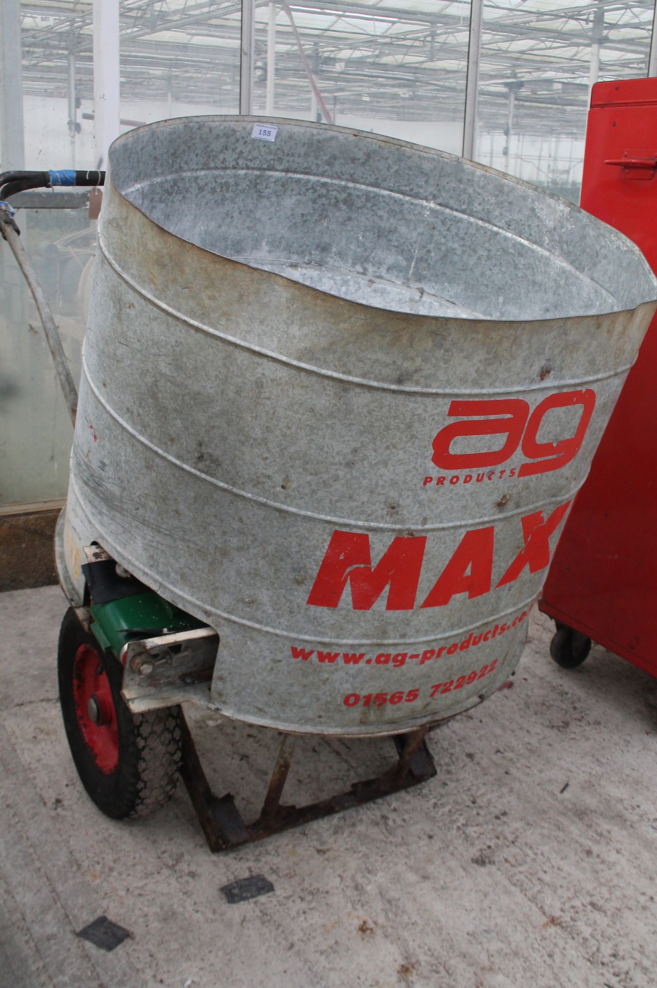 AG MAXI SAWDUST DISPENSER COMPLETE WITH CHARGER + VAT - Image 4 of 6