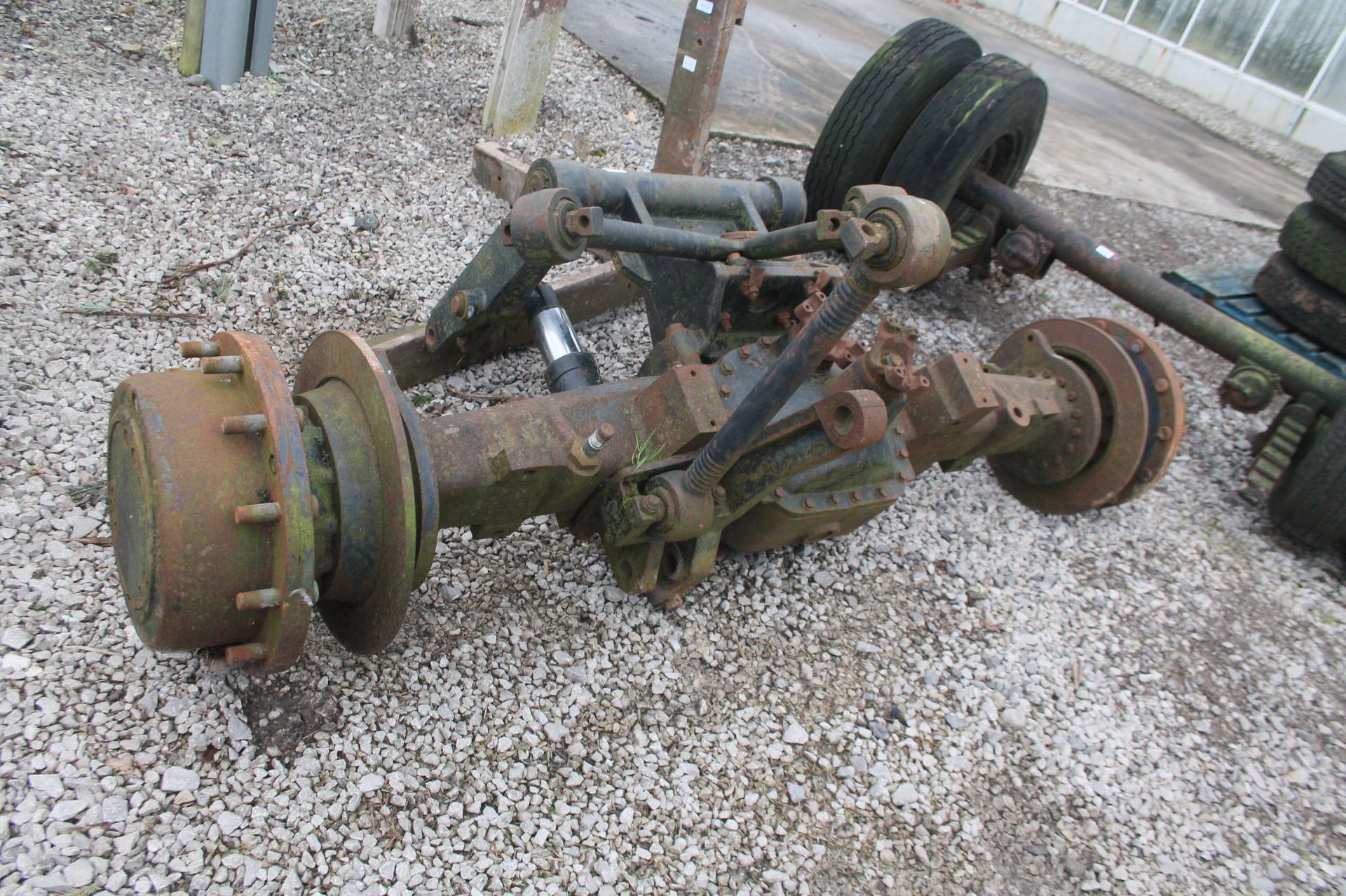 LORRY AXLE + VAT - Image 3 of 4