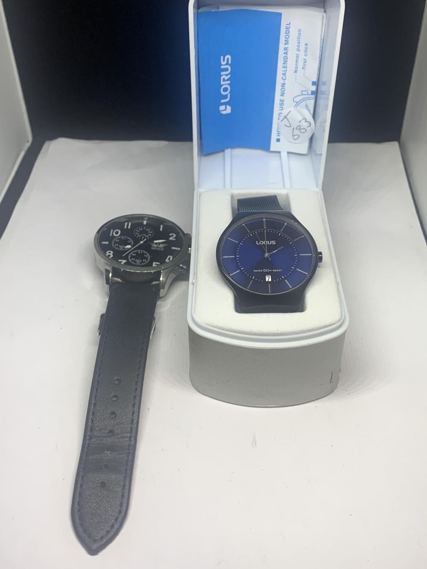 TWO WRIST WATCHES TO INCLUDE A BOXED LORUS EXAMPLE