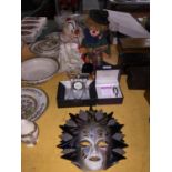 A MIXED GROUP TO INCLUDE TWO CLOWNS WITH CERAMIC FACES, A DECORATIVE MASQUERADE WALL PLAQUE, A