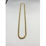 A 9 CARAT YELLOW GOLD NECKLACE MARKED 375 GROSS WEIGHT 8.8 GRAMS LENGTH 46CM