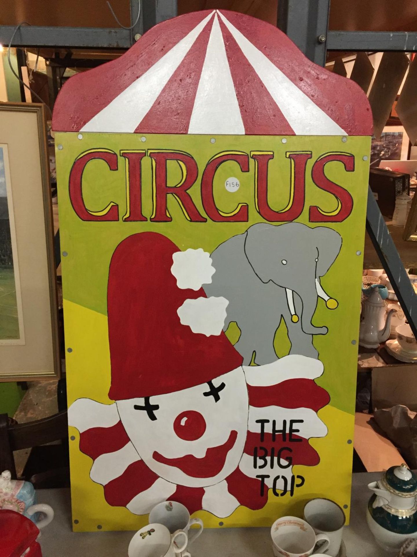 A LARGE HANDPAINTED ON WOOD CIRCUS PICTURE 106 CM X 60 CM