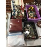 A VERY LARGE COLLECTION OF COSTUME JEWELLERY TOGETHER WITH A SONIC JEWELLERY CLEANER AND A BAG OF