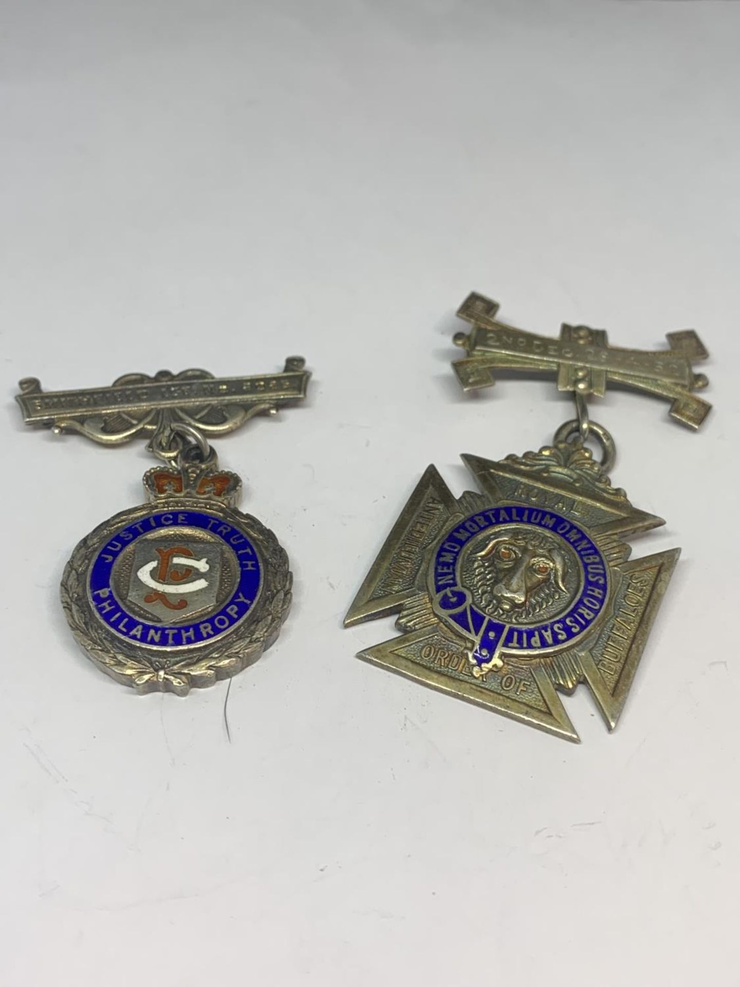 TWO SILVER MASONIC MEDALS TO INCLUDE ONE HALLMARKED CHESTER AND THE OTHER BIRMINGHAM