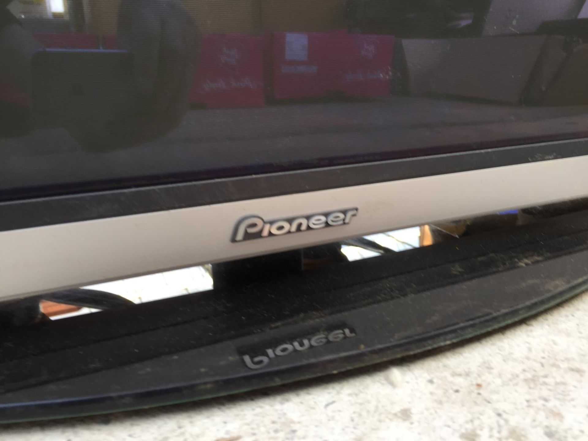 A 50" PIONEER TELEVISION (NO POWER CABLE) - Image 3 of 5