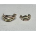 TWO 9 CARAT THREE COLOURED GOLD EARRINGS OF THE SAME DESIGN BUT DIFFERENT SIZES GROSS WEIGHT 1.3