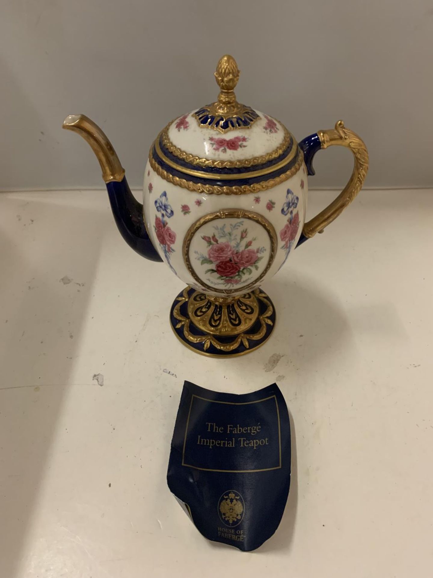 A FABERGE IMPERIAL TEAPOT WITH CERTIFICATE OF AUTHENTICITY