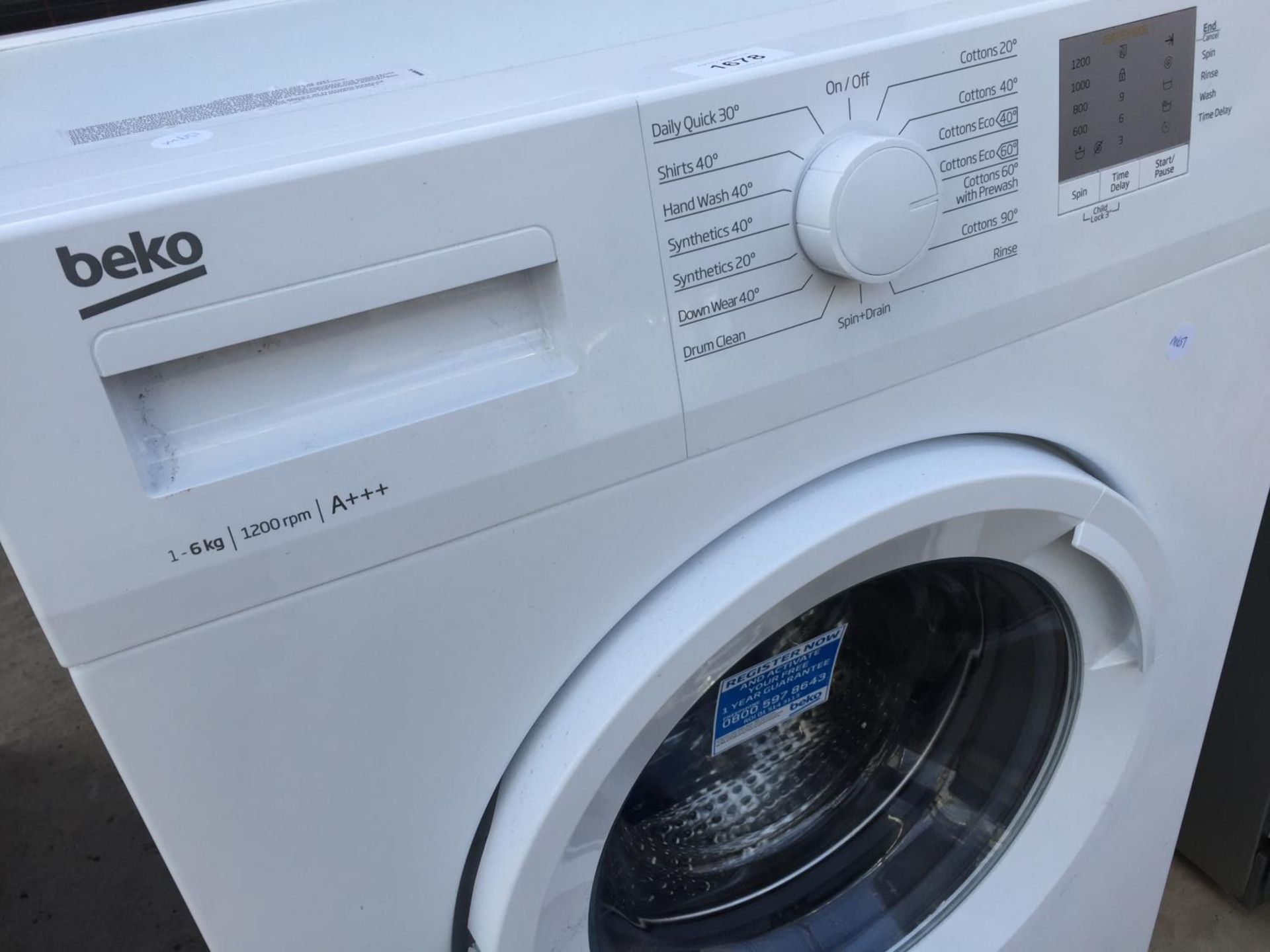 A WHITE BEKO 6KG WASHING MACHINE - Image 4 of 4