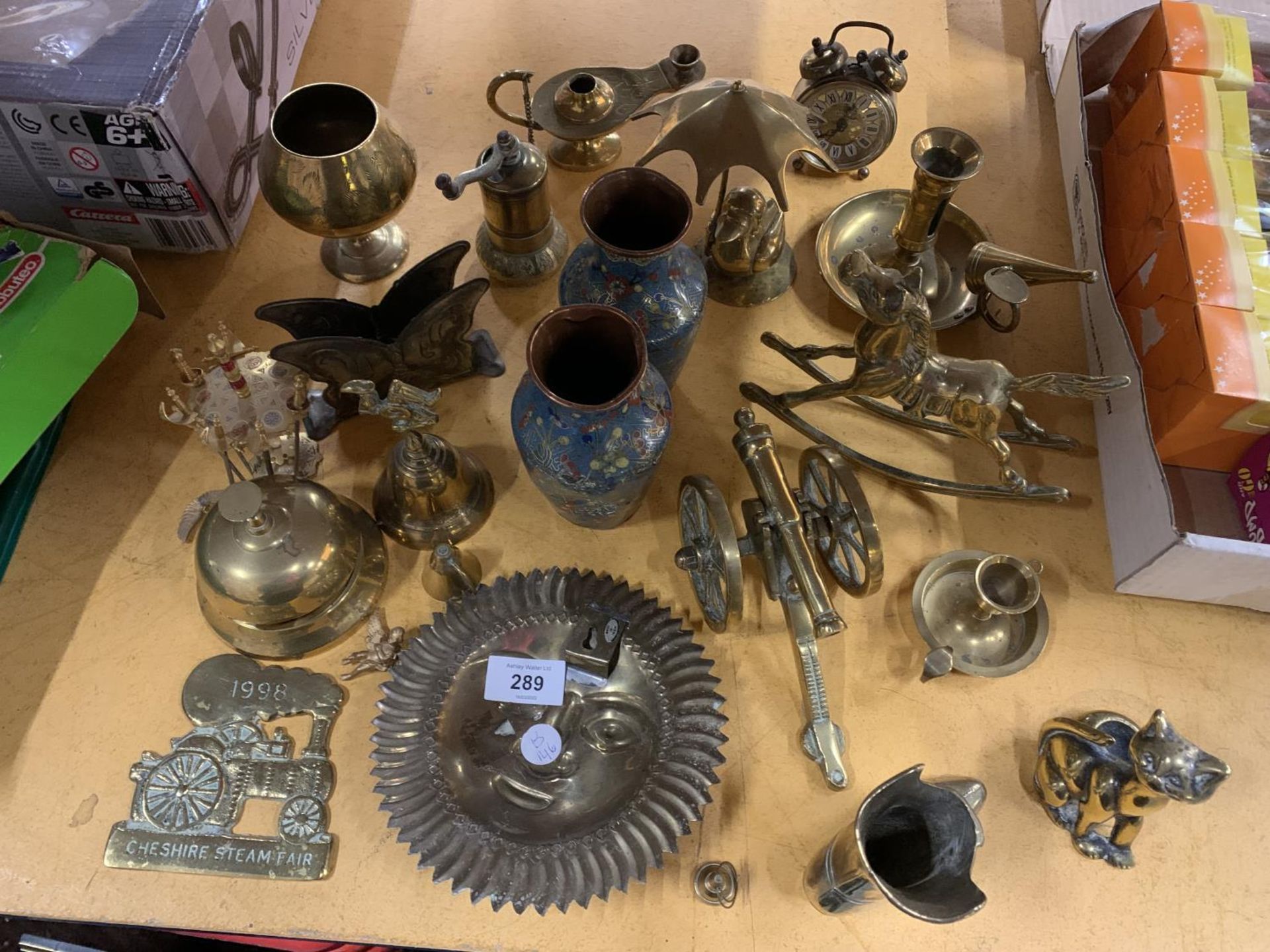 A LARGE QUANTITY OF BRASSWARE TO INCLUDE A PAIR OF CLOISONNE VASES (A/F - DENTED), CANNON, ROCKING