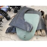A COLLECTION OF AUSTIN A30 / A35 BODY PANELS TO INCLUDE TWO BONNETS, TWO WINGS AND A BOOT LID AND AN