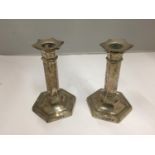 A PAIR OF HALLMARKED BIRMINGHAM SILVER CANDLESTICKS 13CM TALL