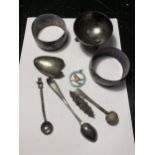 VARIOUS ITEMS TO INCLUDE A HALLMARKED SILVER BROOCH AND SPOON, AN ENAMELED STERLING SILVER BIRD