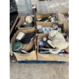 AN ASSORTMENT OF HOUSHOLD CLEARANCE ITEMS TO INCLUDE KITCHEN ITEMS, CERAMICS AND GLASS WARE ETC