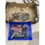 AN ASSORTMENT OF TOOLS TO INCLUDE DRILL BITS, CLAMPS AND TIN SNIPS ETC