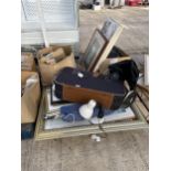 AN ASSORTMENT OF HOUSHOLD CLEARANCE ITEMS TO INCLUDE PICTURES, A SUITCASE AND A LAMP ETC