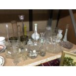 A QUANTITY OF GLASSWARE TO INCLUDE VASES, BOWLS, ETC