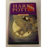 A PAPERBACK FIRST EDITION IN FINE CONDITION. HARRY POTTER AND THE PRISONER OF AZKABAN BY J.K.