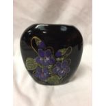 A HAND PAINTED ANITA HARRIS CROCUS VASE SIGNED IN GOLD