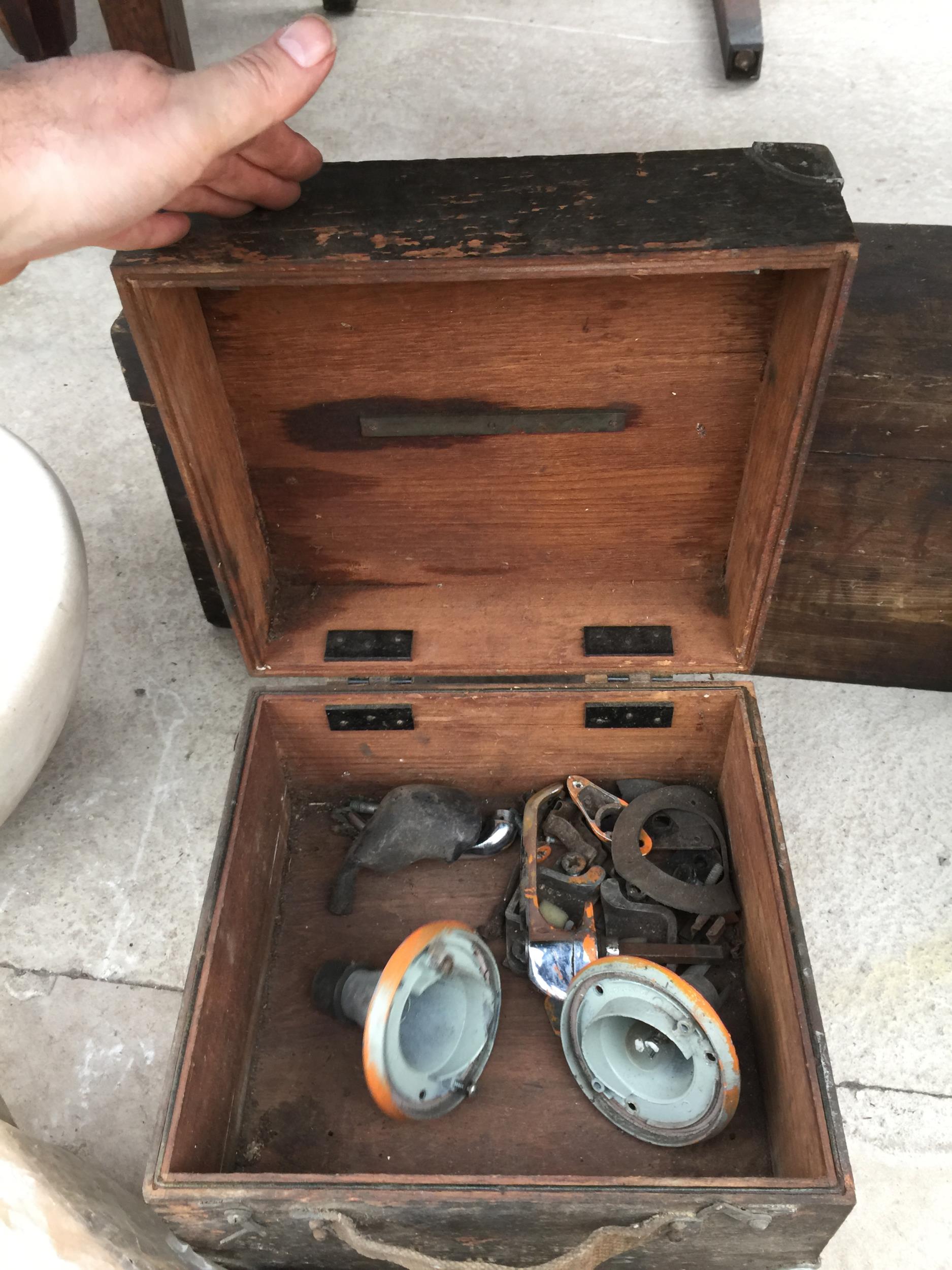 TWO VINTAGE WOODEN TOOL CHESTS AND A VINTAGE SPIRIT LEVEL - Image 3 of 4