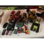 A QUANTITY OF DIECAST VEHICLES TO INCLUDE, THUNDERBIRDS 2, CORGI TAXIS, BUSES, CARS, PLUS A DIGGER