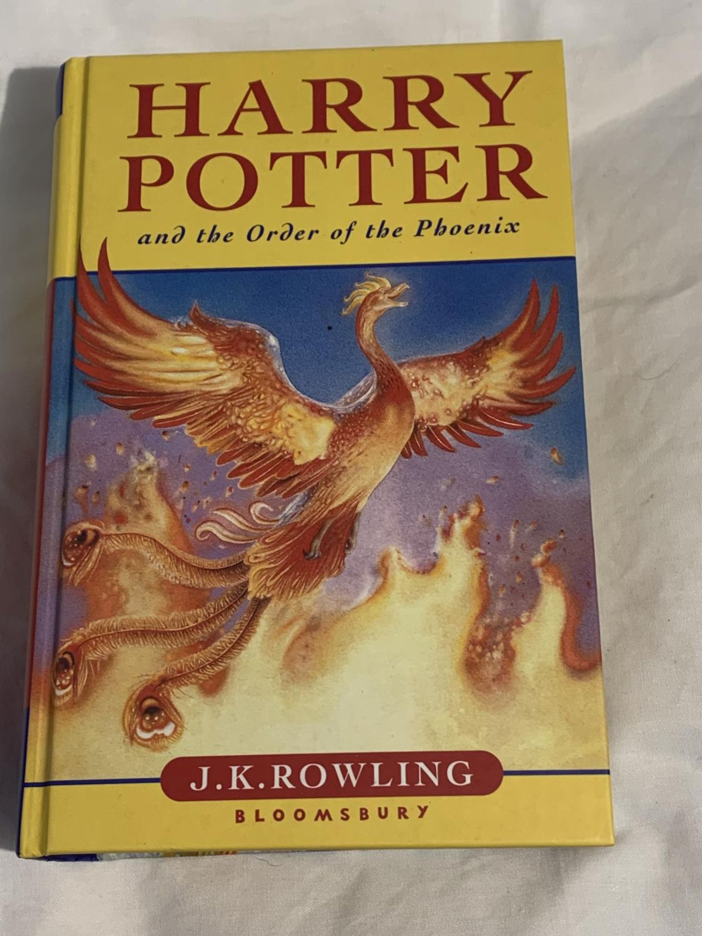 A HARDBACK FIRST EDITION - HARRY POTTER AND THE ORDER OF THE PHOENIX, NO DUST JACKET BY J.K.