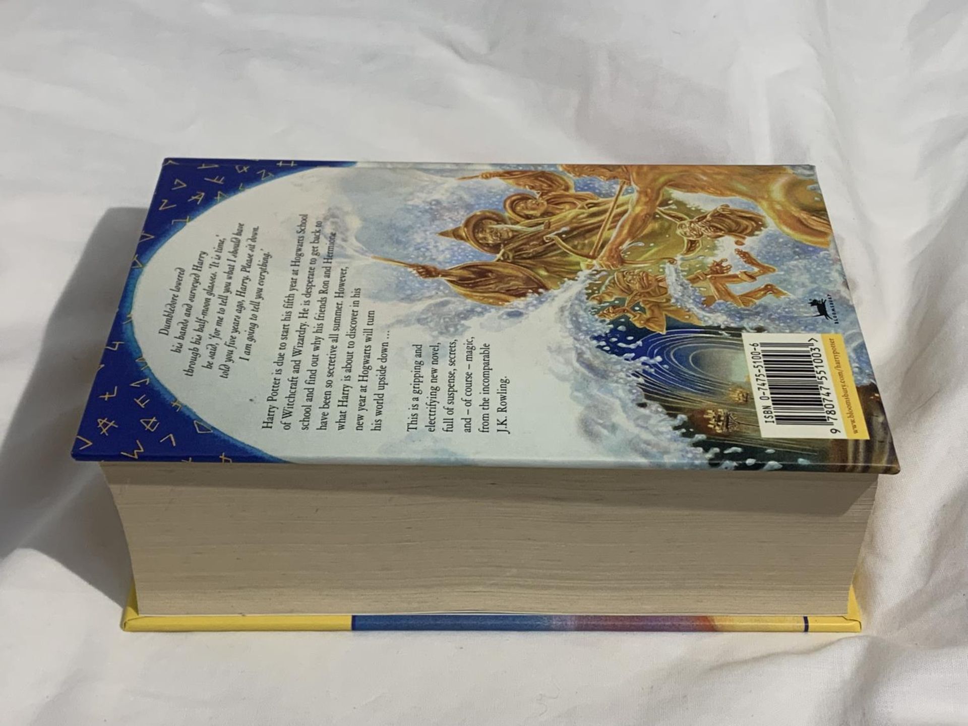 A HARDBACK FIRST EDITION - HARRY POTTER AND THE ORDER OF THE PHOENIX, NO DUST JACKET BY J.K. - Image 4 of 5