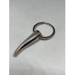 A MARKED 925 SILVER KEY RING WITH A FANG STYLE FOB
