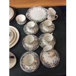 A QUANTITY OF PARAGON 'CONISTON,' TO INCLUDE CUPS, SAUCERS, PLATES, ETC
