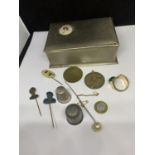 A WHITE METAL BOX AND CONTENTS TO INCLUDE PIN BADGES, MEDALS, THIMBLES ETC