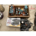 AN ASSORTMENT OF POWER TOOLS TO INCLUDE A BLACK AND DECKER SANDER, ROUTER AND DRILL ETC