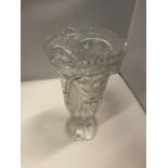 A LARGE HEAVY CUT GLASS VASE HEIGHT 33CM
