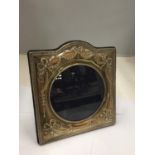 A HALLMARKED SHEFFIELD DECORATIVE PHOTOGRAPH FRAME 14CM X15CM