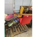 AN ASSORTMENT OF HOUSEHOLD CLEARANCE ITEMS TO INCLUDE BOOKS, A SUITCASE AND CHAIRS ETC