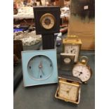 A COLLECTION OF SIX SMALL CLOCKS TO INCLUDE, A VINTAGE CORAL TRAVELLING ALARM CLOCK, A RETRO BLUE