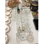 A QUANTITY OF GLASSES TO INCLUDE, LICQUER, WINE, JUGS, GLASS PENGUIN-A/F-, ETC