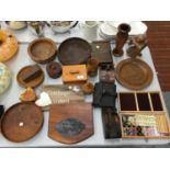 A QUANTITY OF TREEN COLLECTABLE ITEMS TO INCLUDE, BOWLS, BOXES, SIGNS, PLUS THREE CASED SHOE SHINING