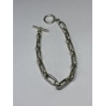 A MARKED SILVER LARGE LINK BRACELET WITH T BAR FASTEN